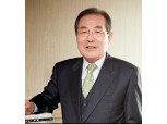 윤동한 한국콜마 회장, '막말 유튜브 논란' 사흘만에 사퇴